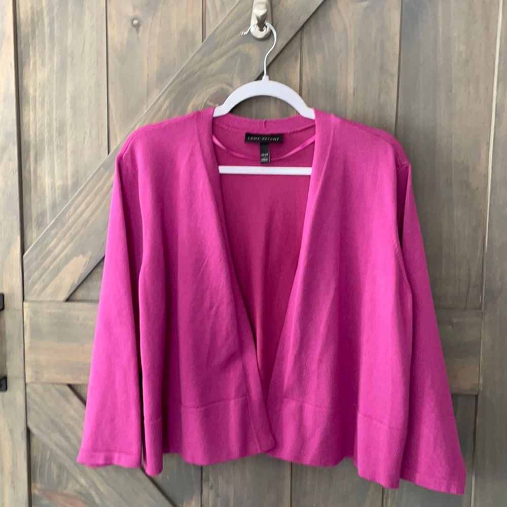 Lane Bryant NWOT Shrug in fuchsia 18
